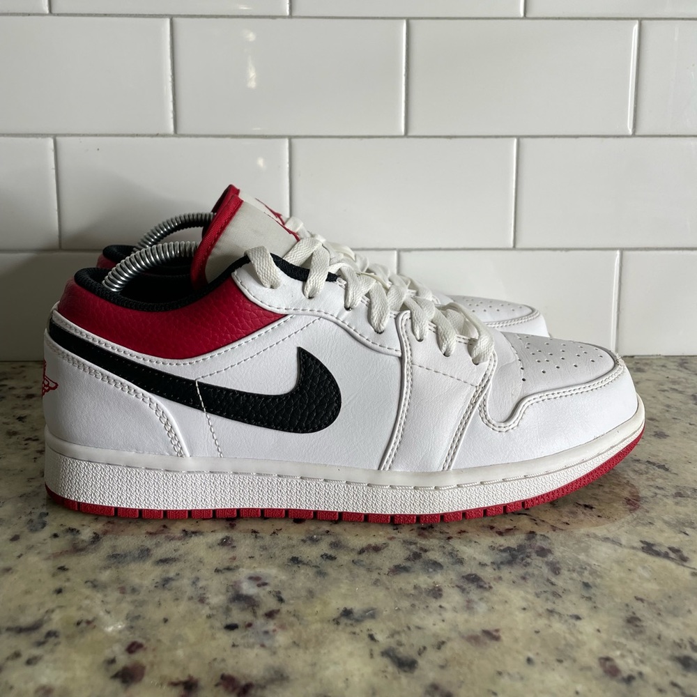 Nike Air Jordan 1 Low White University Red Black Men’s Size 8 553558-118